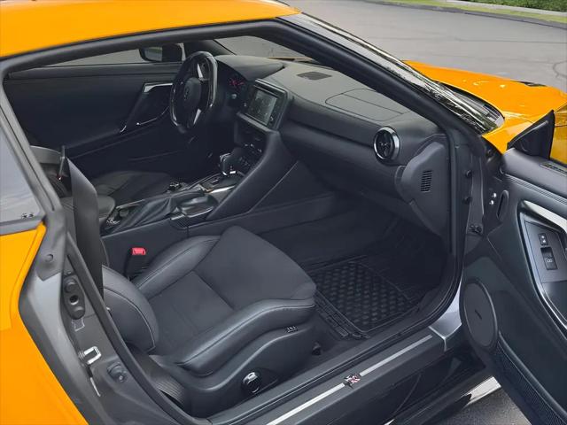 2017 Nissan GT-R Premium