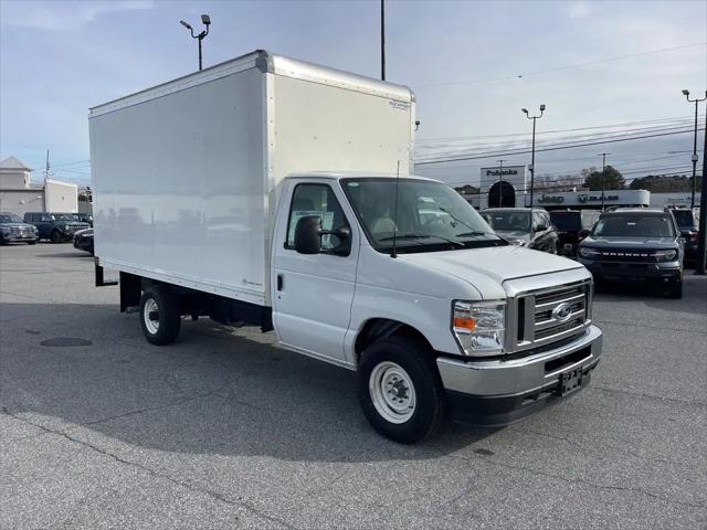 2025 Ford E-350 Cutaway E-Series Cutaway