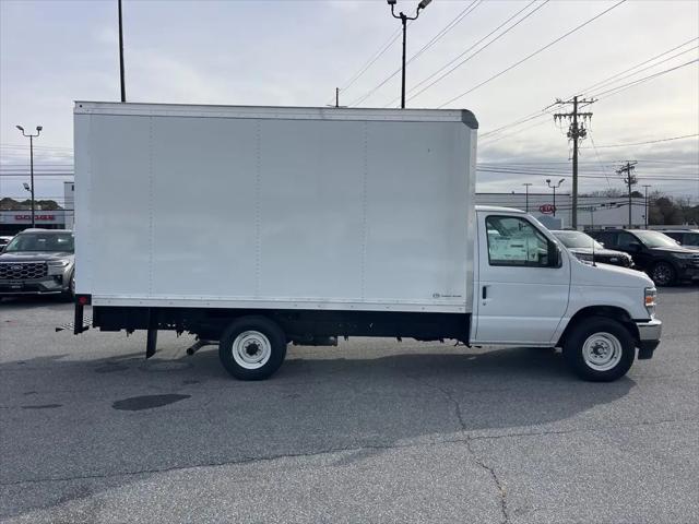 2025 Ford E-350 Cutaway E-Series Cutaway