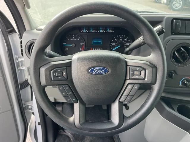 2025 Ford E-350 Cutaway E-Series Cutaway