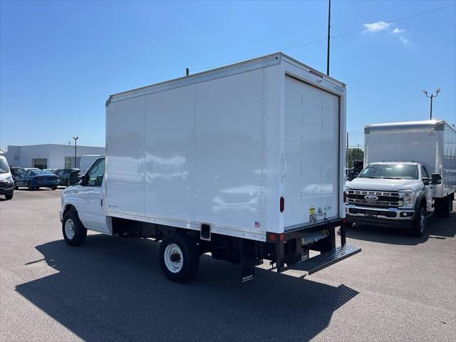 2025 Ford E-350 Cutaway E-Series Cutaway