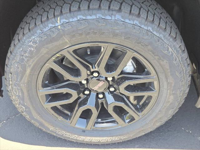 2025 GMC Sierra 1500 4WD Crew Cab Short Box Elevation with 3SB