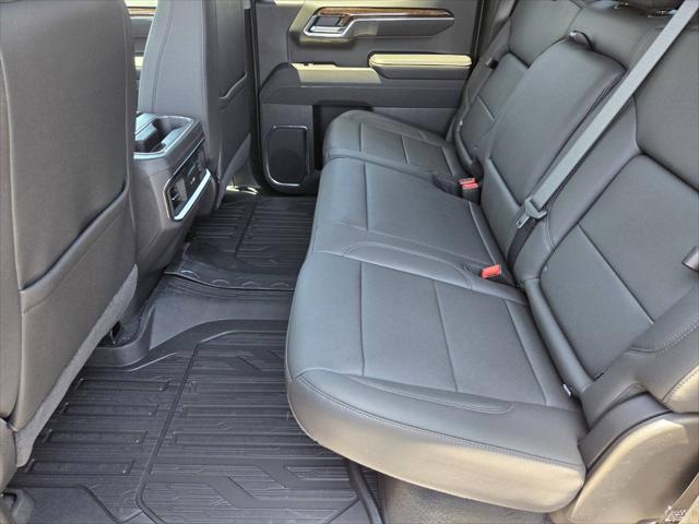2025 GMC Sierra 1500 4WD Crew Cab Short Box Elevation with 3SB
