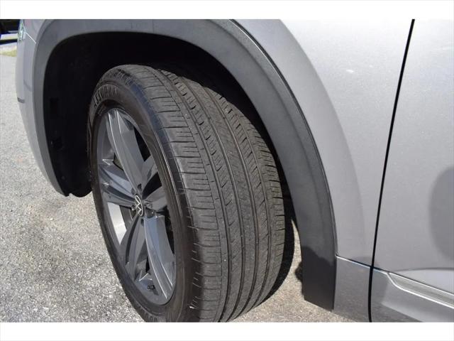 2021 Volkswagen Atlas 3.6L V6 SE w/Technology R-Line