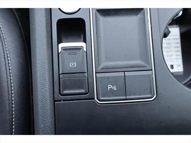 2021 Volkswagen Atlas 3.6L V6 SE w/Technology R-Line