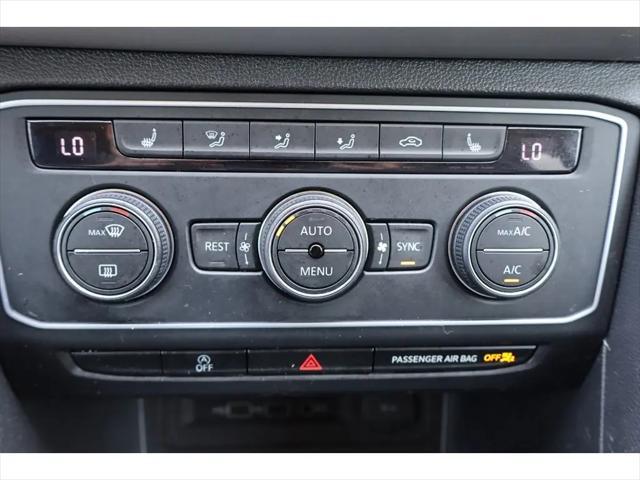 2021 Volkswagen Atlas 3.6L V6 SE w/Technology R-Line
