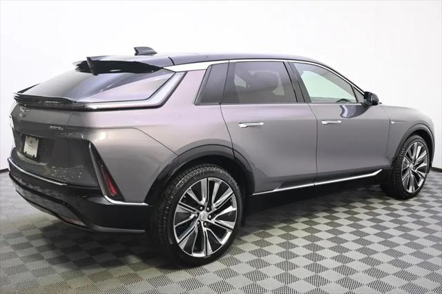 2025 Cadillac iQ Luxury w/1SE