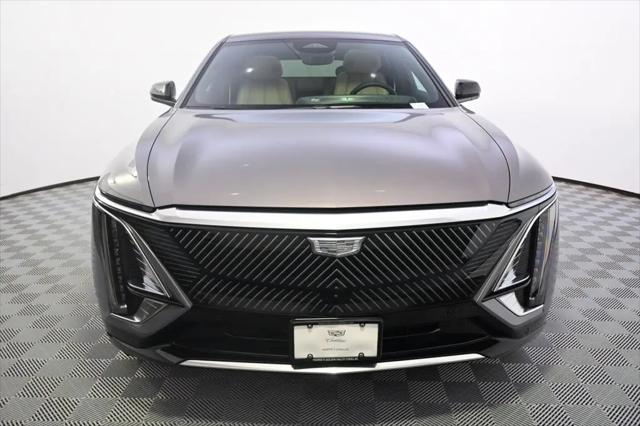 2025 Cadillac iQ Luxury w/1SE