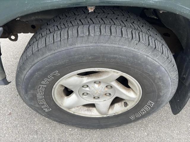 2002 Toyota Tundra SR5 V8