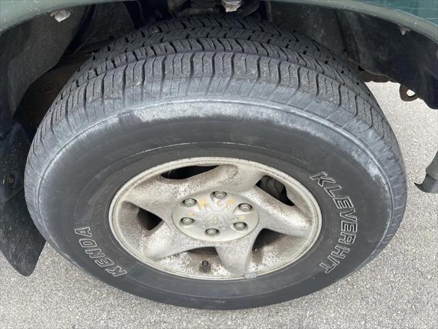2002 Toyota Tundra SR5 V8