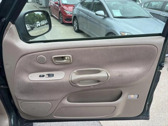 2002 Toyota Tundra SR5 V8