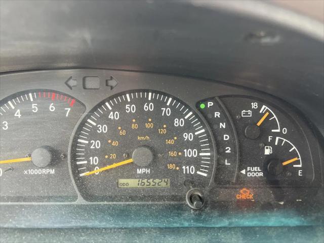 2002 Toyota Tundra SR5 V8