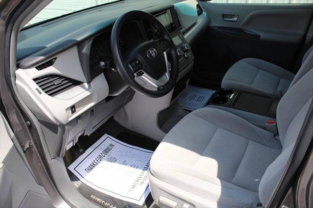 2015 Toyota Sienna LE 7 Passenger