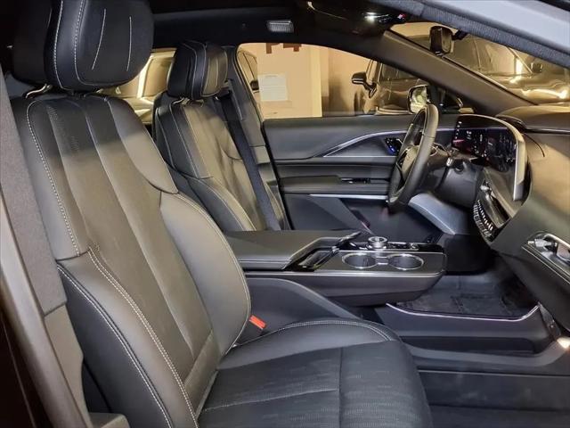 2026 Cadillac iQ V-Series w/1SV