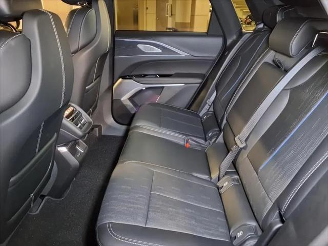 2026 Cadillac iQ V-Series w/1SV