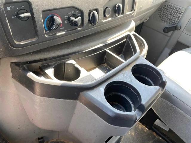 2017 Ford E-450 Cutaway E-450