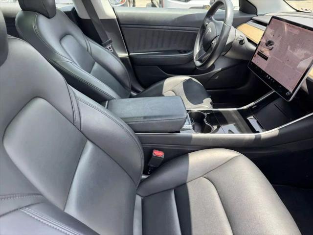 2019 Tesla Model 3 Mid Range