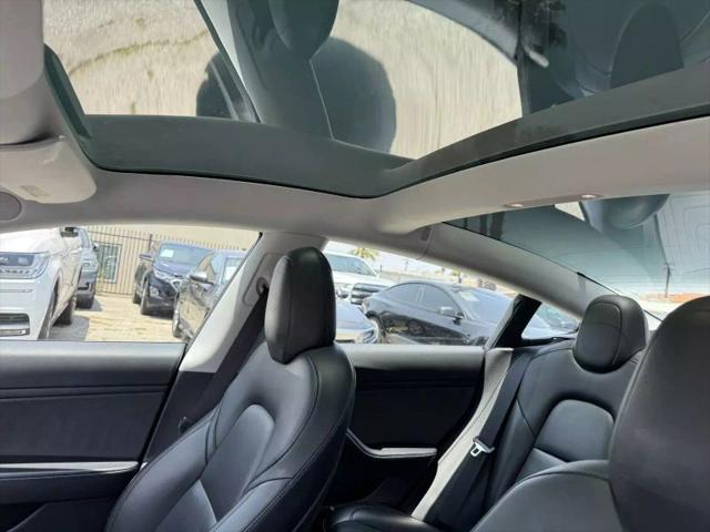 2019 Tesla Model 3 Mid Range