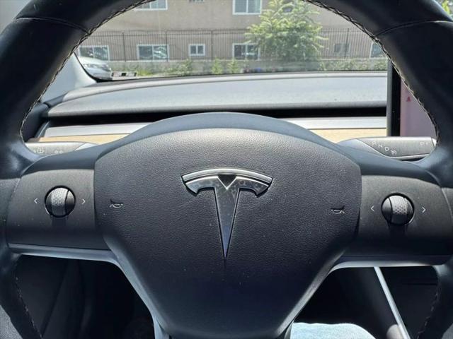 2019 Tesla Model 3 Mid Range