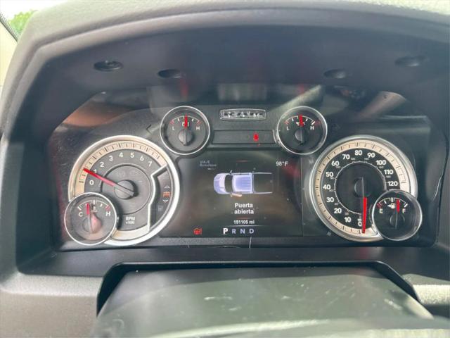 2017 Ram 1500 Big Horn Crew Cab 4x4 5'7" Box