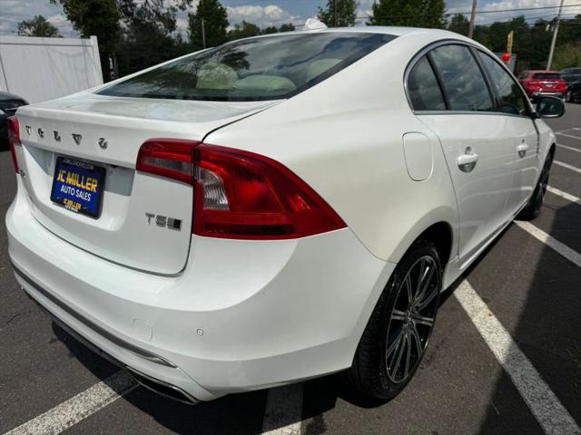 2016 Volvo S60 Inscription T5 Premier