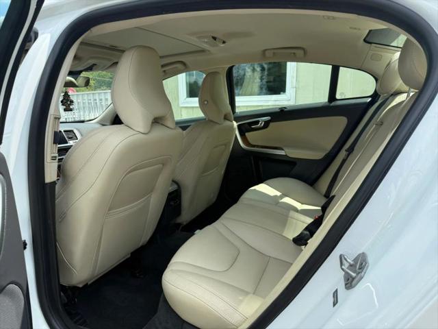 2016 Volvo S60 Inscription T5 Premier