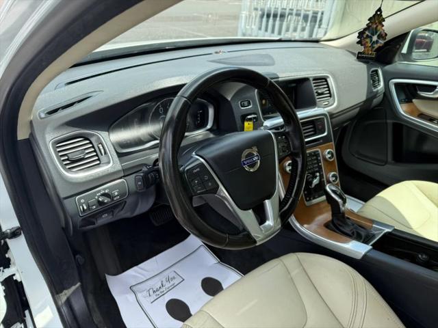 2016 Volvo S60 Inscription T5 Premier