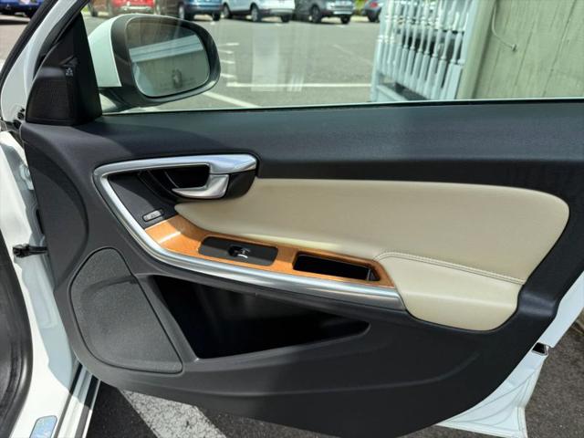 2016 Volvo S60 Inscription T5 Premier
