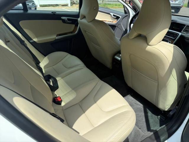 2016 Volvo S60 Inscription T5 Premier