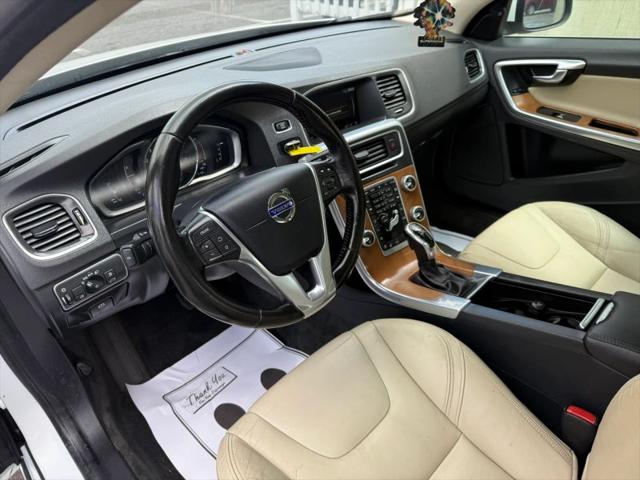 2016 Volvo S60 Inscription T5 Premier