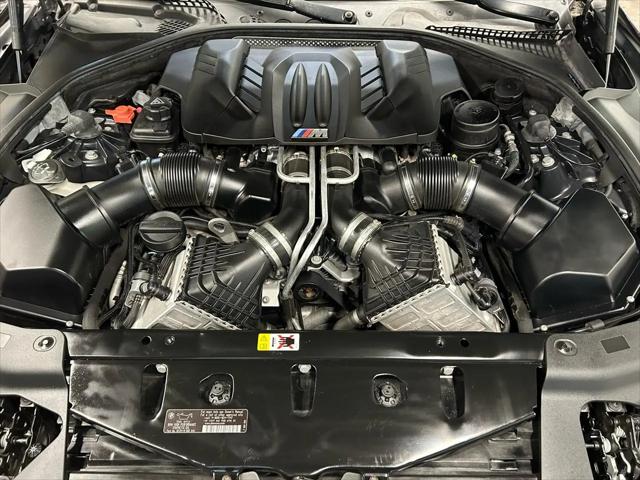 2013 BMW M6 Standard