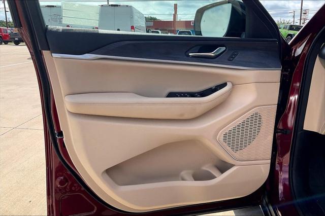2025 Jeep Grand Cherokee L Limited 4x2