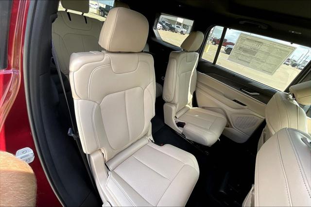 2025 Jeep Grand Cherokee L Limited 4x2