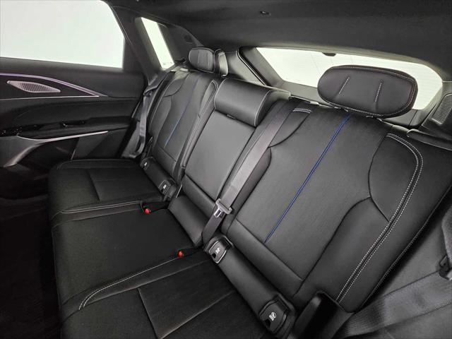 2026 Cadillac iQ V-Series w/1SV