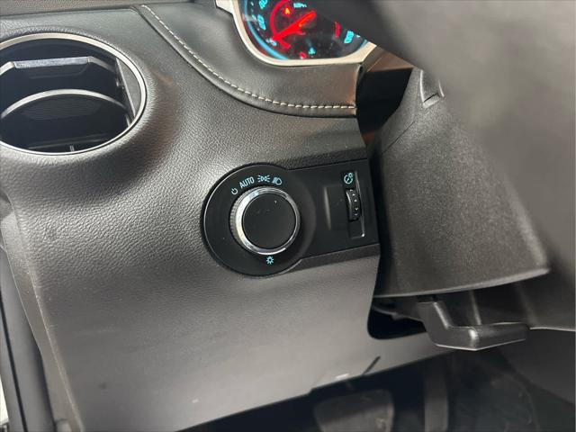Used 2015 Chevrolet Camaro For Sale in Wilmington, OH