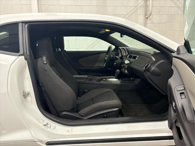 Used 2015 Chevrolet Camaro For Sale in Wilmington, OH