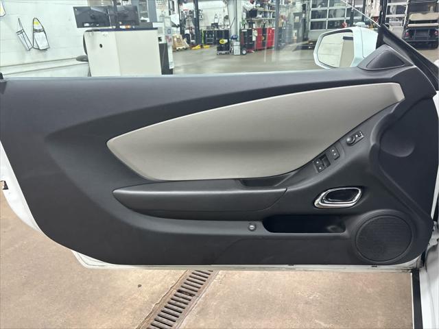 Used 2015 Chevrolet Camaro For Sale in Wilmington, OH