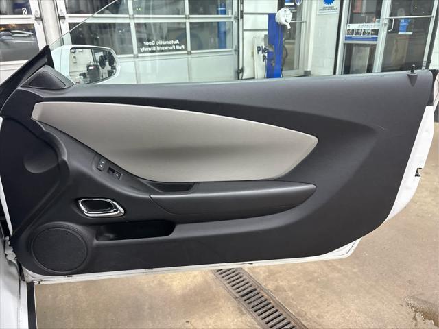 Used 2015 Chevrolet Camaro For Sale in Wilmington, OH