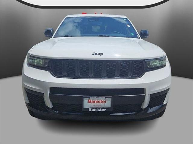 2022 Jeep Grand Cherokee L Altitude 4x2