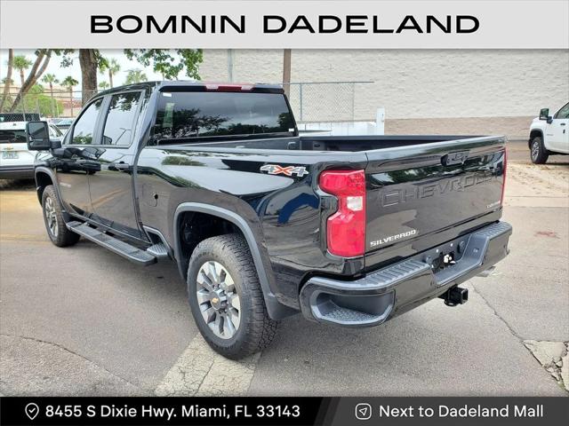 2025 Chevrolet Silverado 2500HD 4WD Crew Cab Standard Bed Custom