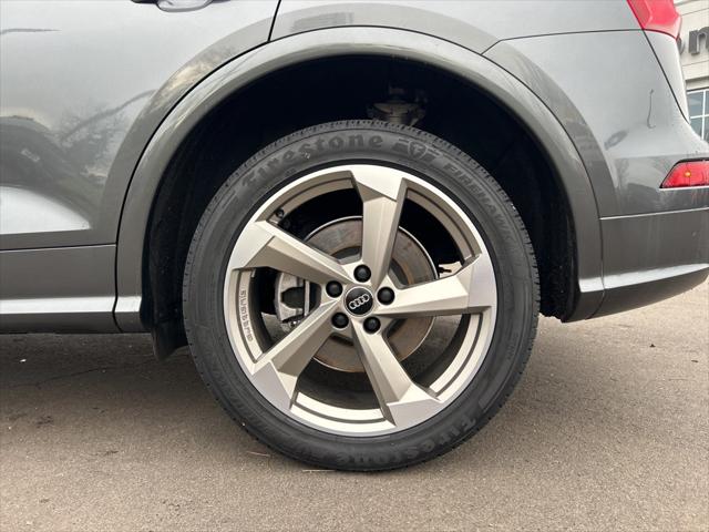 2020 Audi Q5 Titanium Premium Plus 45 TFSI quattro S tronic