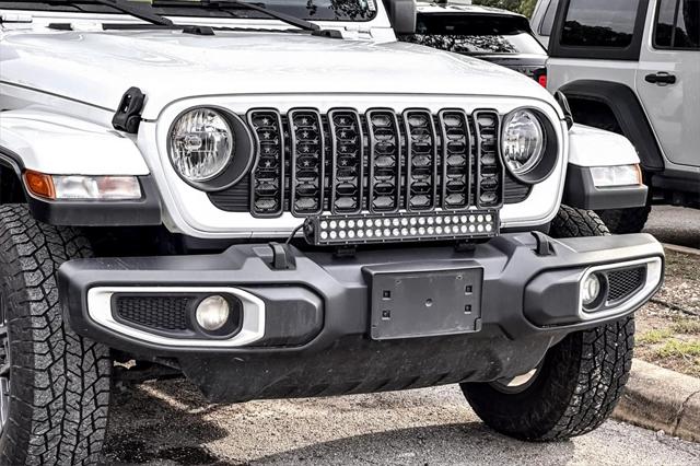 2024 Jeep Gladiator Sport S