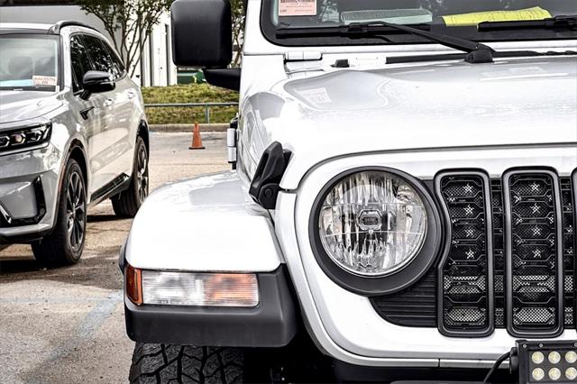 2024 Jeep Gladiator Sport S