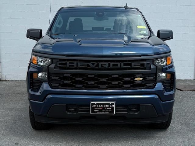 2022 Chevrolet Silverado 1500 4WD Crew Cab Short Bed Custom