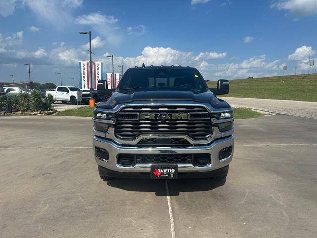 2025 RAM Ram 3500 RAM 3500 TRADESMAN CREW CAB 4X4 8 BOX