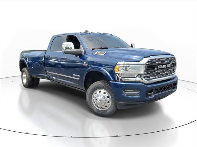 2024 RAM 3500 Limited Crew Cab 4x4 8 Box