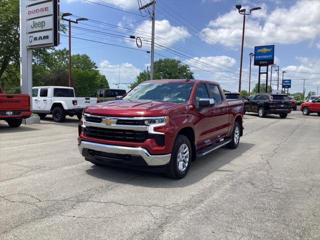 2022 Chevrolet Silverado 1500 4WD Crew Cab Standard Bed LT