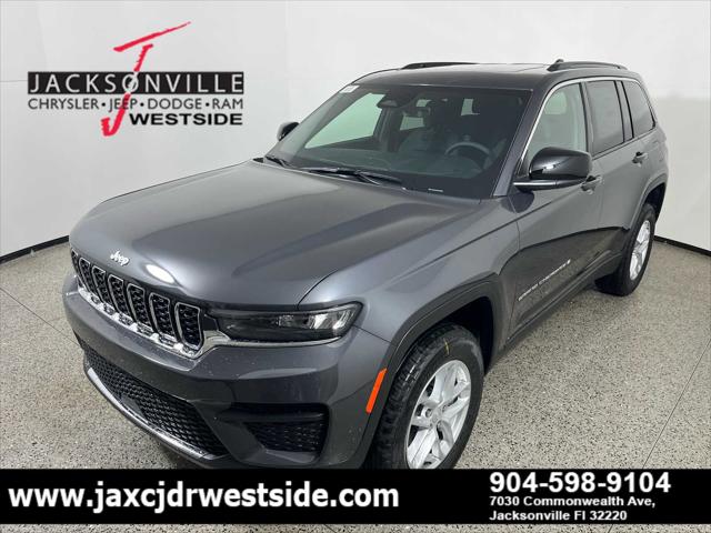 2025 Jeep Grand Cherokee GRAND CHEROKEE LAREDO X 4X2
