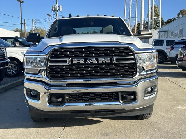 2022 RAM 3500 Big Horn Crew Cab 4x4 8 Box 2022 RAM 3500 Big Horn Crew Cab 4x4 8 Box