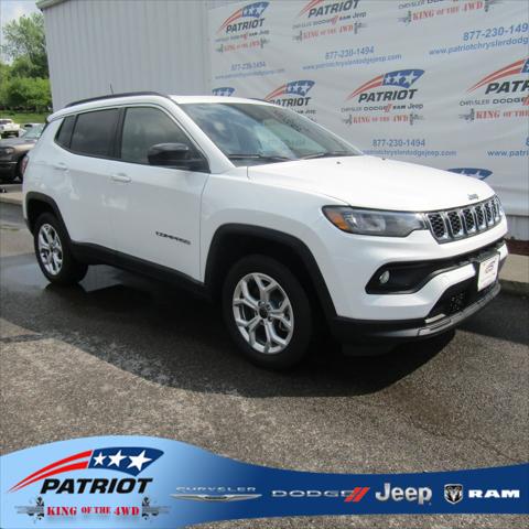 2025 Jeep Compass COMPASS LATITUDE 4X4
